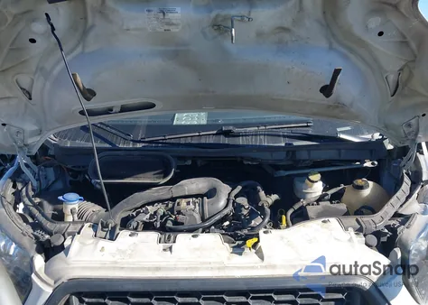 2021 Ford Transit-250 z USA, uszkodzony, nr VIN 1FTBR1C84MKA05556